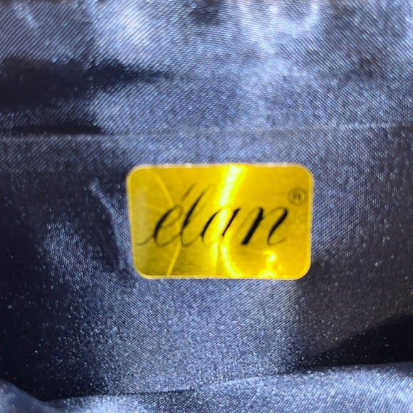 Élan Midnight Blue Velvet Evening Bag - Picture 4 of 4